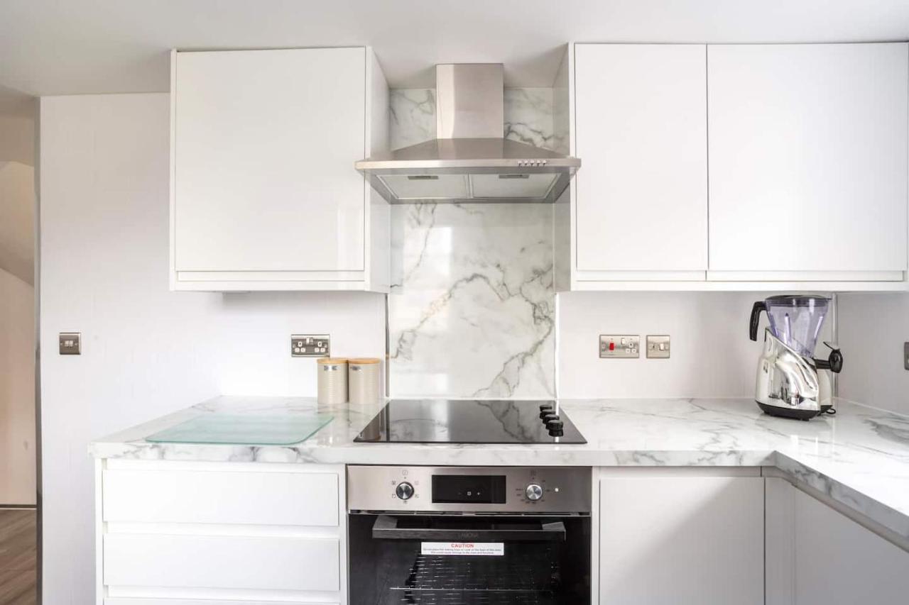 The Secret, Stylish & Spacious En Suite In Blandford Forum, Dorset Dış mekan fotoğraf