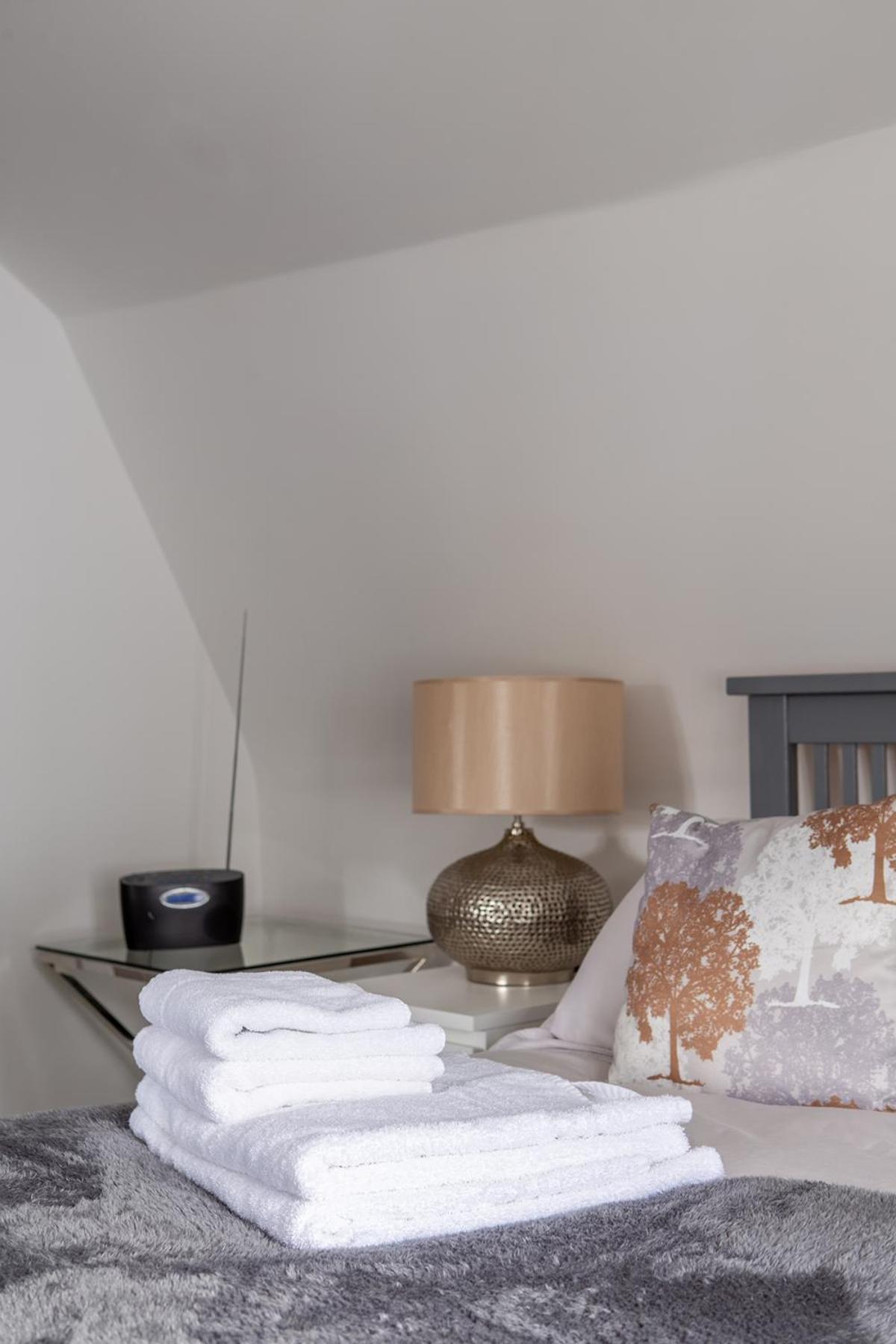 The Secret, Stylish & Spacious En Suite In Blandford Forum, Dorset Dış mekan fotoğraf